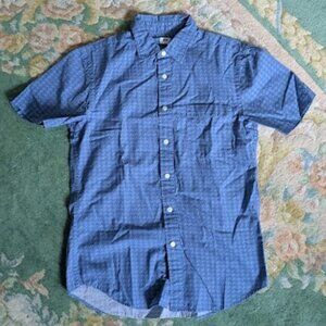 UNIQLO Men Sz M Shirt Top Button Down Blue Geometric Design Short Sleeve Cotton